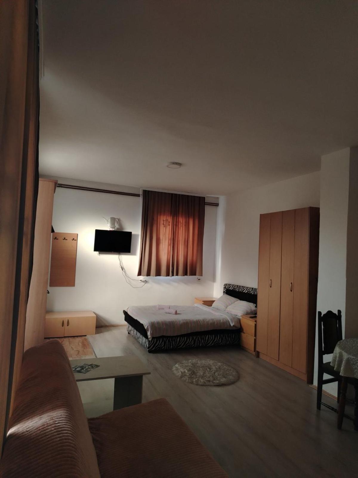 Apartman Maja 巴伊纳巴什塔 外观 照片